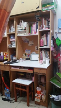 大学寝室里买些什么东西能够提高生活质感?